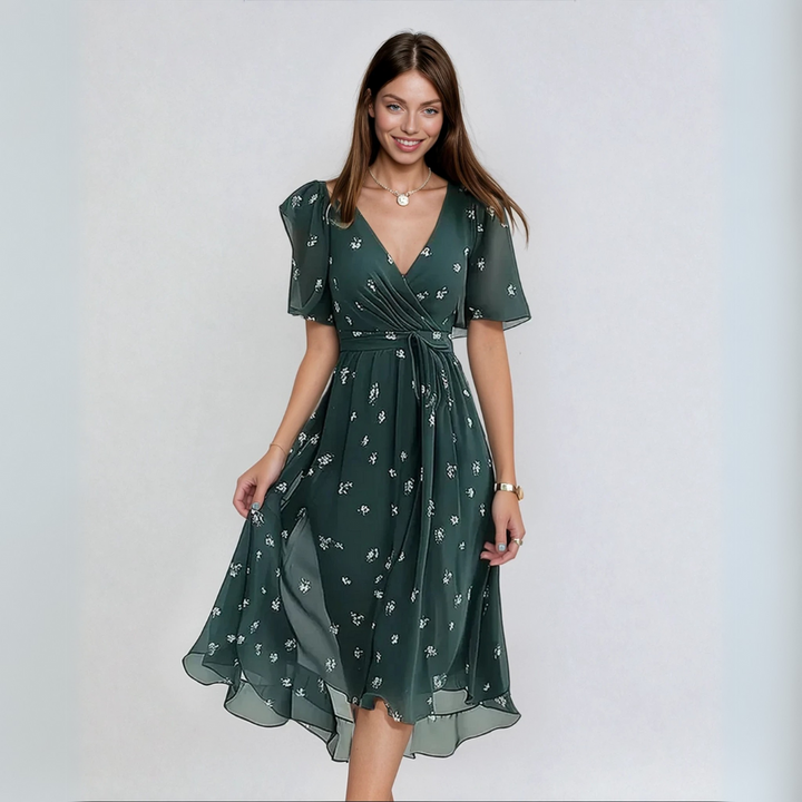 Lina - Stylish Dress with Short Sleeves