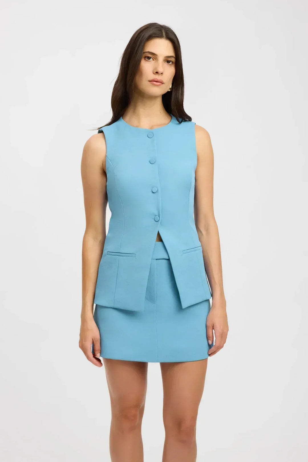 Liv | Classy Sleeveless Top